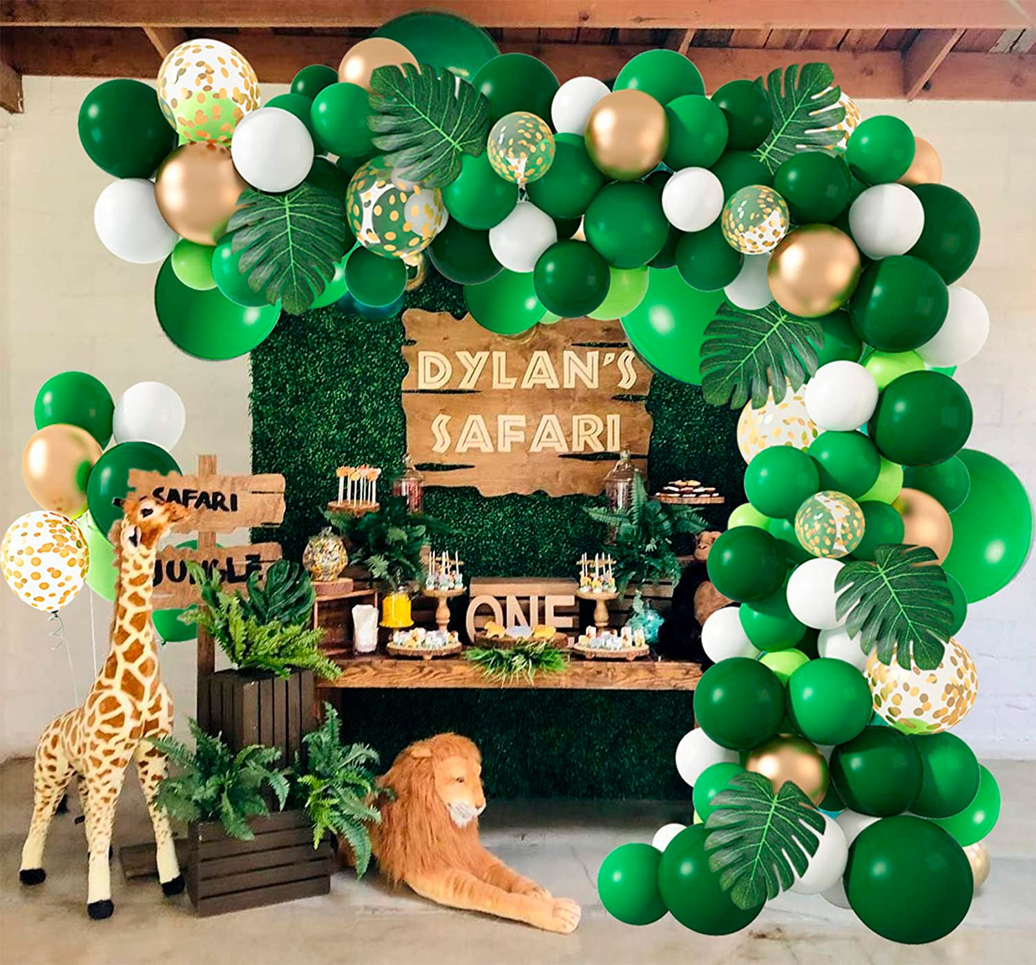 Green Balloon Decoration Idea